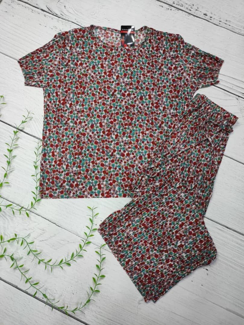 تیشرت شلوار پلیسه با طرح گل ریز